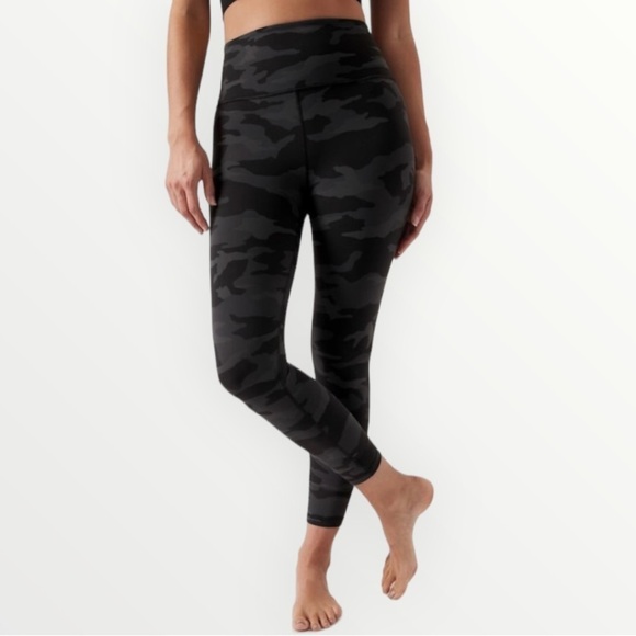 Athleta Elation Camo 7/8 Tight Women’s Size S Black/ Gray - Picture 1 of 14